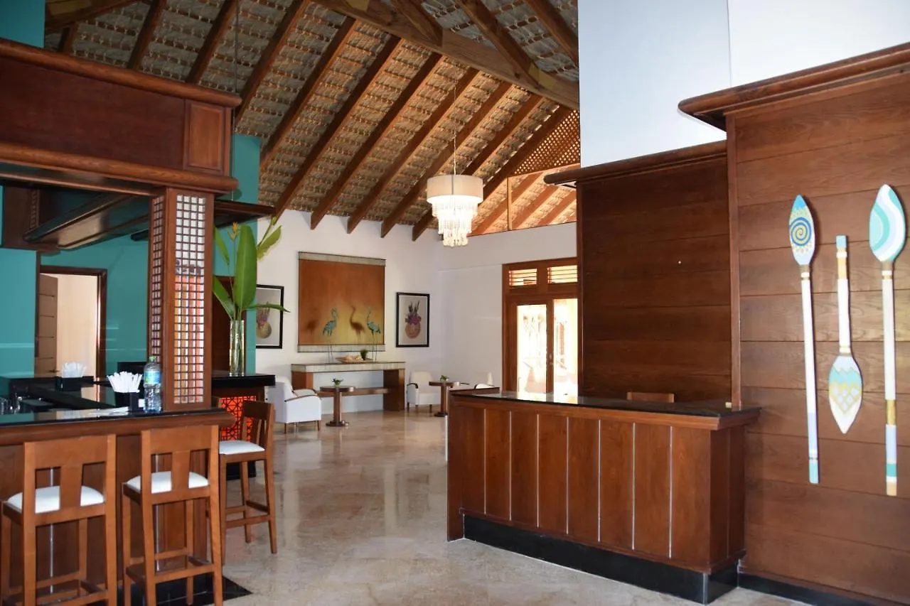 Sunset World All Suites Punta Cana 4*,